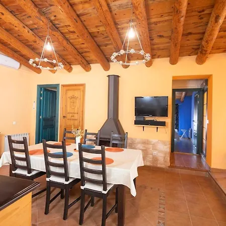 Casa Mailo Holiday home *